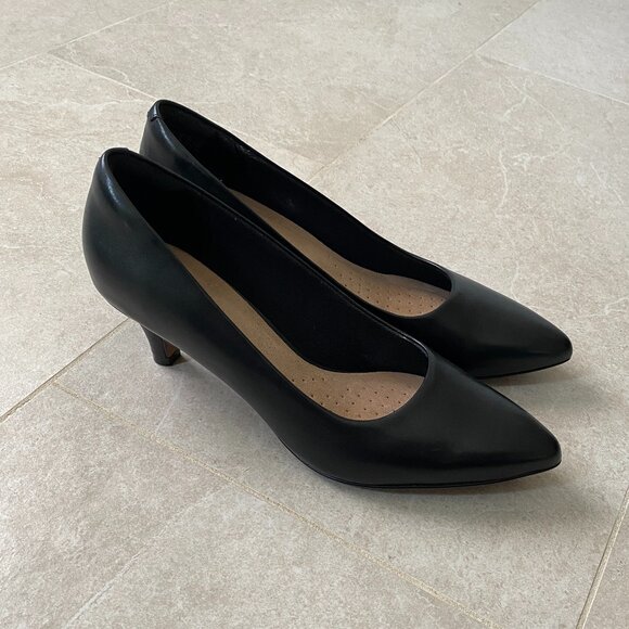 Collection by Clarks 100% Genuine Leather Black Comfortable High Heels - Picture 2 of 13
